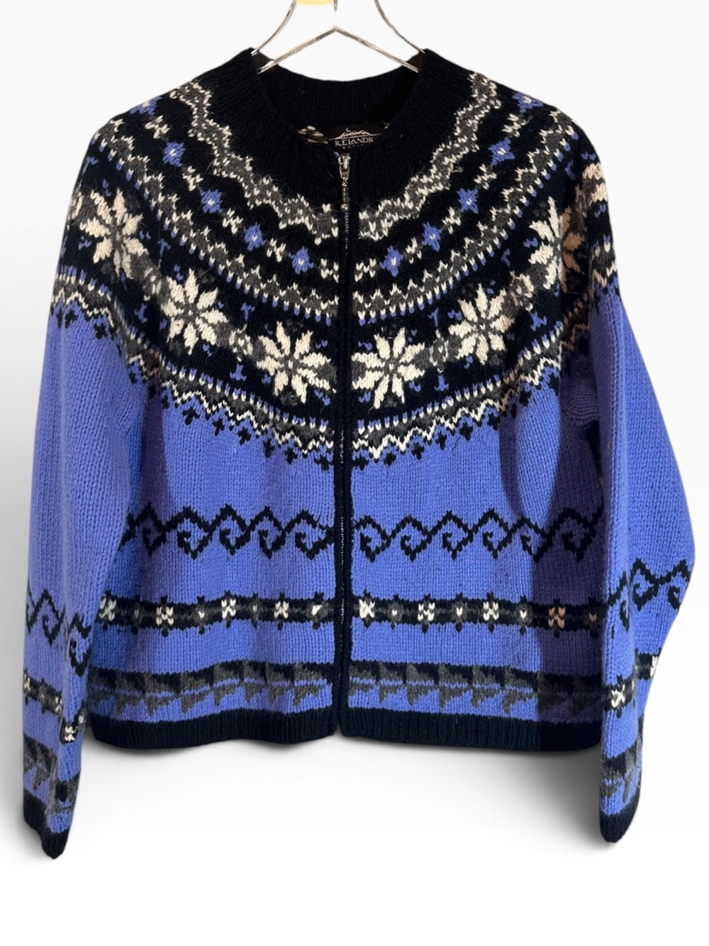 ICELANDIC DESIGN Women's Large Blue Black Snowflake Sweater Zip Cardigan